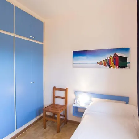 Nuvolet * Cala'N Blanes (Menorca)