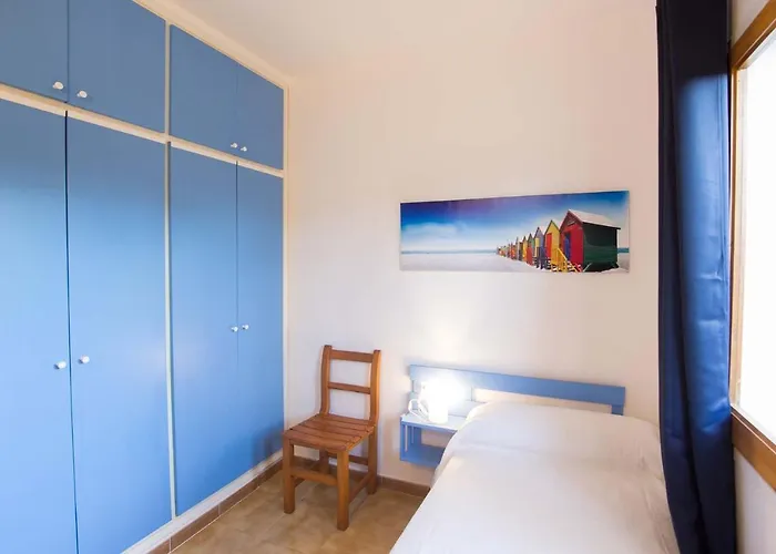 Nuvolet * Cala'N Blanes (Menorca)