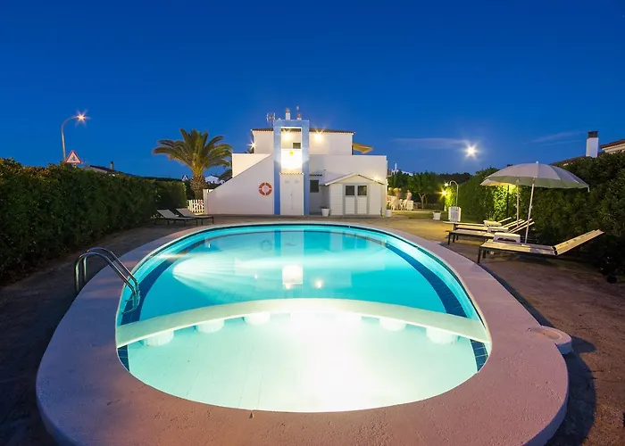 Nuvolet * Cala'N Blanes (Menorca)