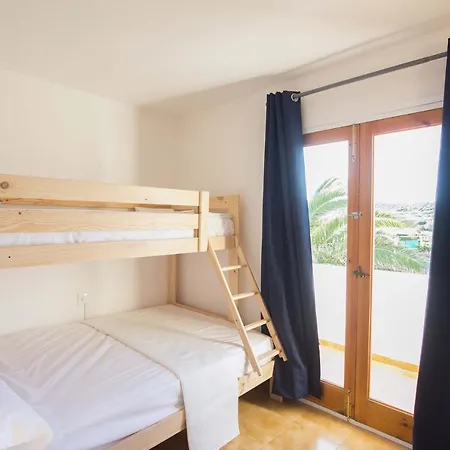 Nuvolet * Cala'N Blanes (Menorca)